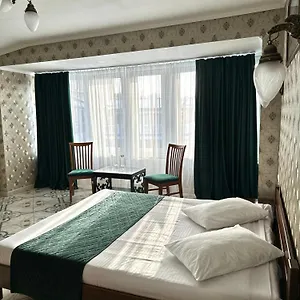 Hotel Plazma, Lemberg